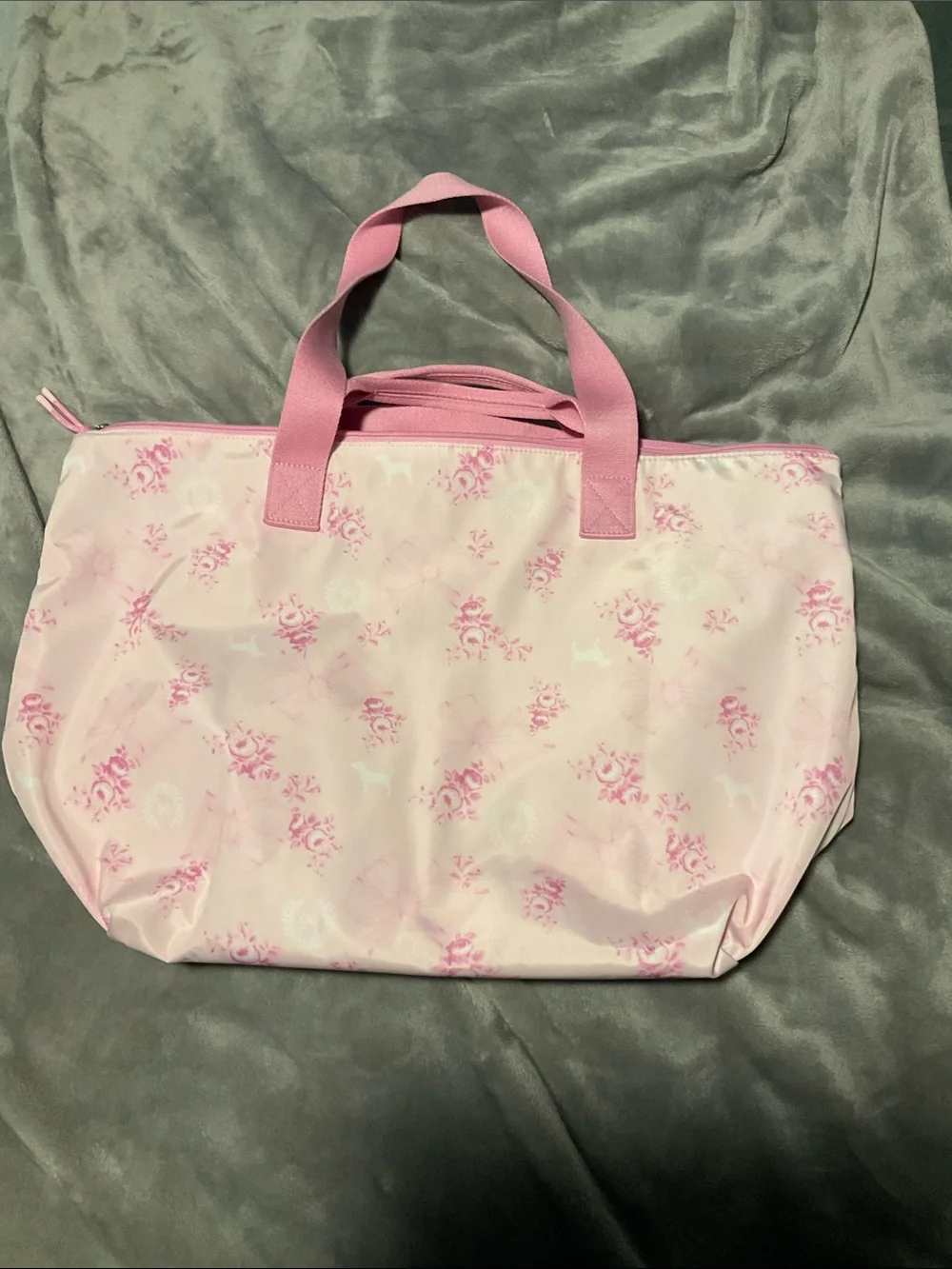 LIKE NEW VS PINK X LOVE SHACK FANCY Tote (MSRP $69) - Picture 3 of 6